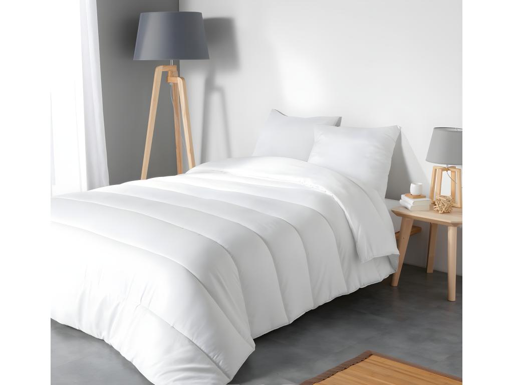 Couette blanche anti acariens 220x240 cm Premium
